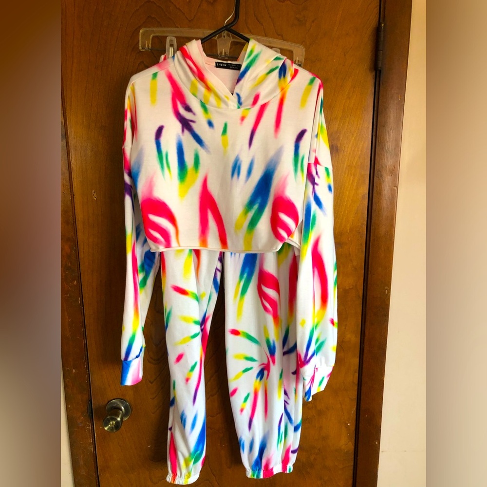Women’s Tye Dye Crop Top Hoodie W Matching Sweatpants